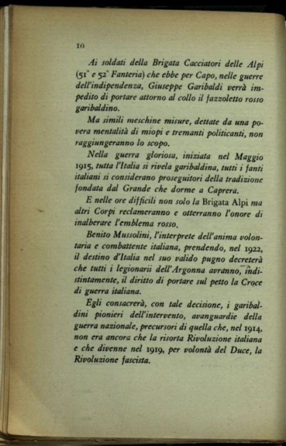 La *rossa avanguardia dell'Argonna  : diario di un garibaldino alla guerra franco-tedesca (1914-15)  : fotografie e documenti inediti  / Camillo Marabini  ; prefazione di Gabriele D'Annunzio