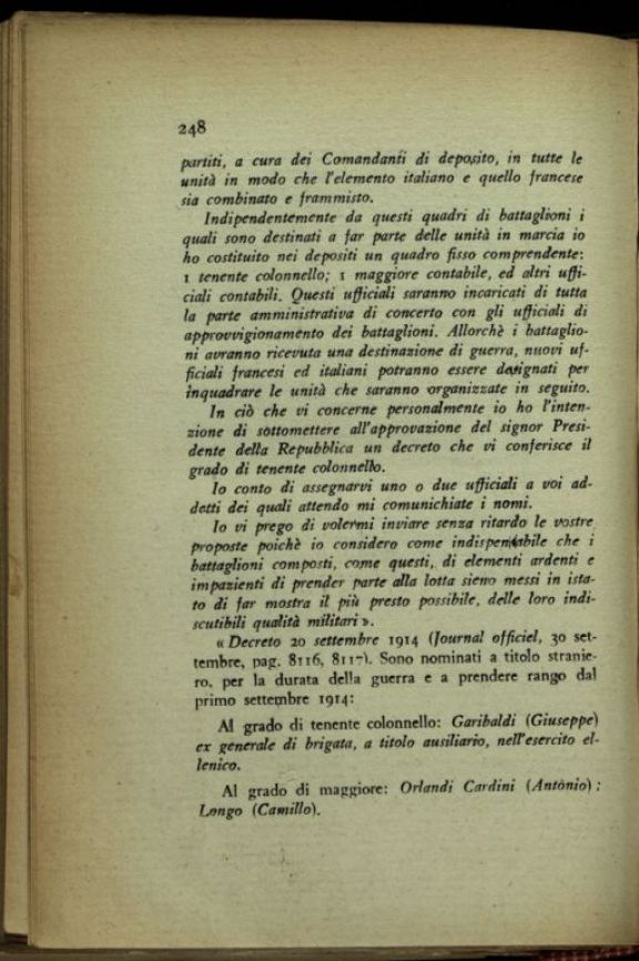 La *rossa avanguardia dell'Argonna  : diario di un garibaldino alla guerra franco-tedesca (1914-15)  : fotografie e documenti inediti  / Camillo Marabini  ; prefazione di Gabriele D'Annunzio
