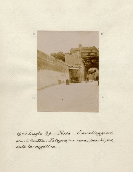 Porta Cavalleggeri