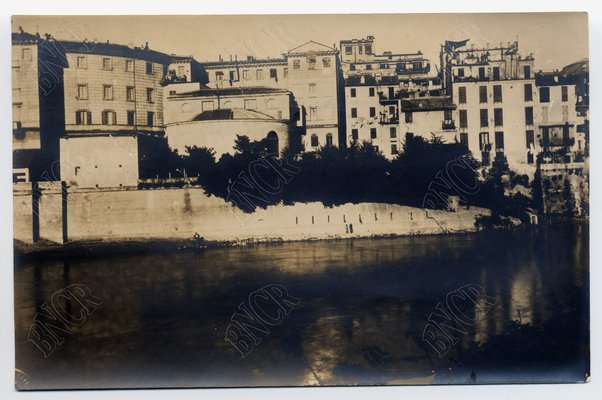 Sponda sinistra dal Giardino dell'Istituto di Belle Arti fin presso l'Arco del Ferro di Cavallo