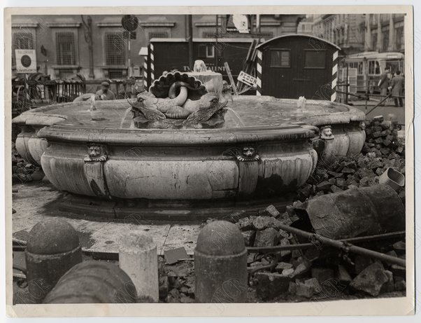 Fontana di Piazza Colonna