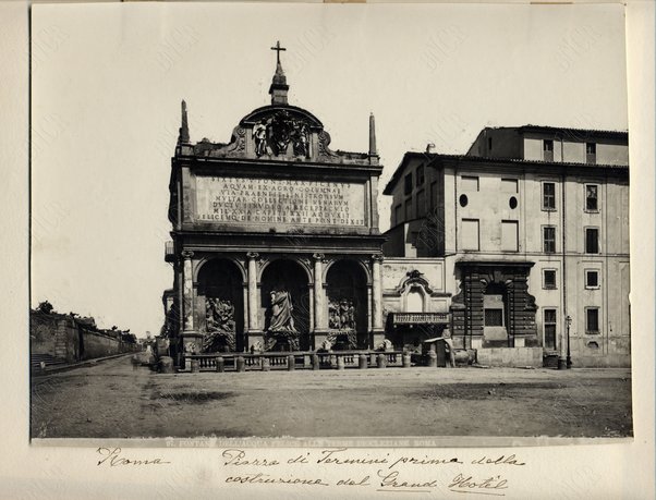 Piazza di Termini prima della costruzione del Grand Hotel