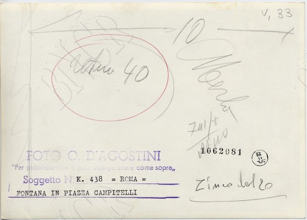 Fontana in Piazza Campitelli