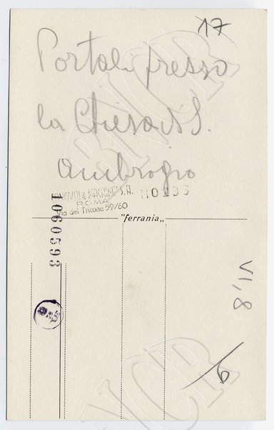 Portali presso la chiesa di S. Ambrogio