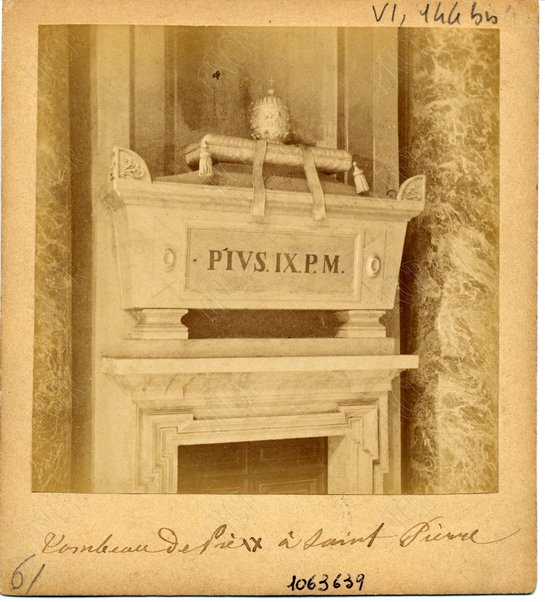 Tomba di Pio IX in S. Pietro