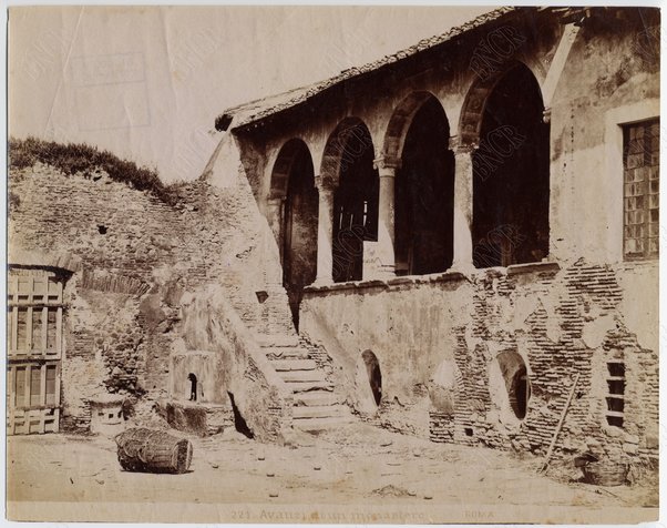 Avanzi di un monastero a Porta S. Sebastiano (Casa del Cardinal Bessarione)