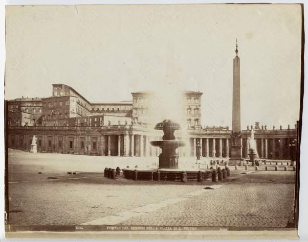 Portici del Bernini nella Piazza di S. Pietro
