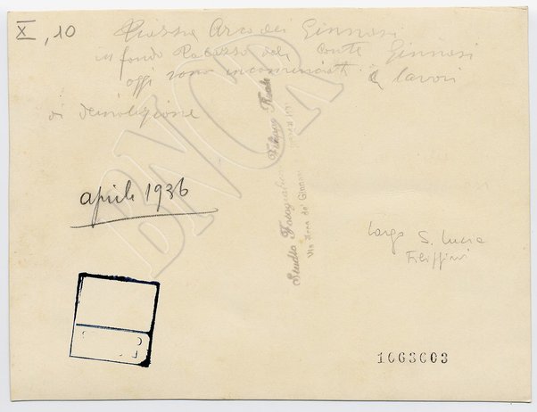 Largo Santa Lucia Filippini