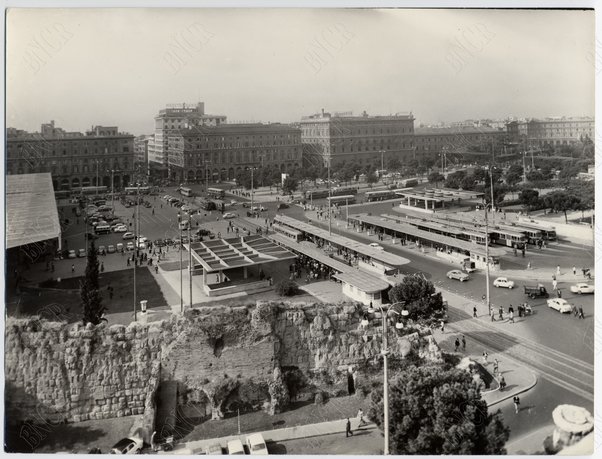 Piazza dei Cinquecento