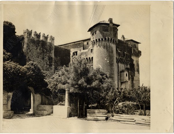 Santa Severa. Castello e Villa di Ceccarius