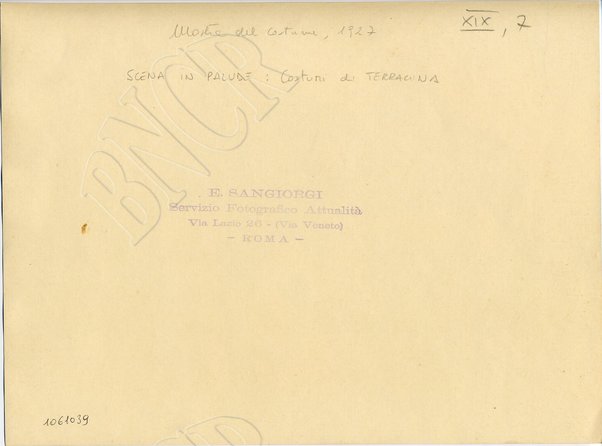 Paludi pontine: un buttero al procoio. Costumi di Terracina