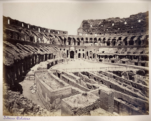 Roma. Colosseo. Interno