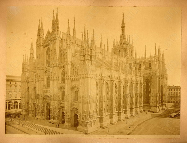 Milano. Cattedrale da Piazza Reale