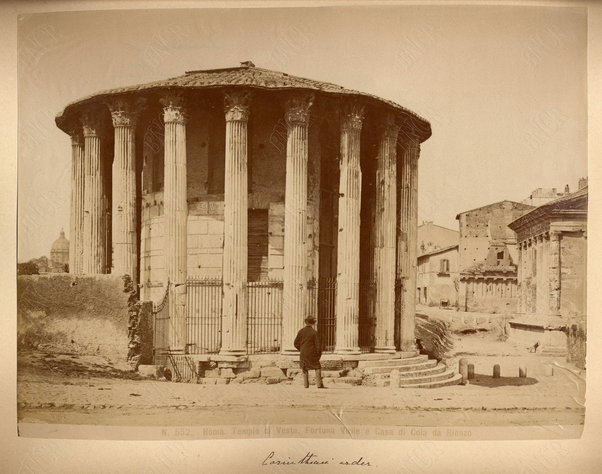 Roma. Tempio di Vesta. Fortuna Virile e Casa di Cola di Rienzo