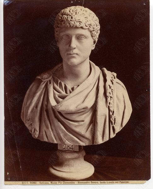 Roma-Vaticano. Museo Pio Clementino. Alessandro Severo busto trovato nel Palatino
