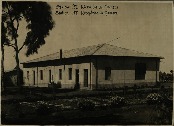 Baratti, Asmara. Stazione R T Ricevente di Asmara [esterno]. Station R T Receptrice de Asmara