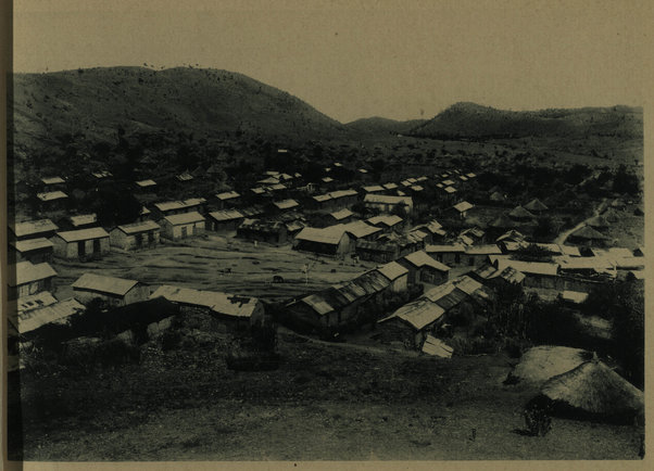 Panorama di Ghinda (villaggio indigeno).