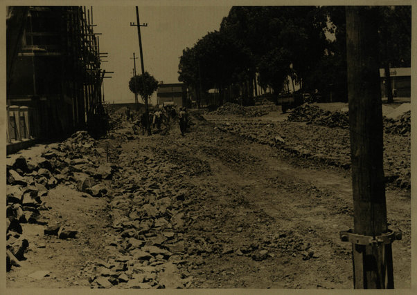 [Una strada durante i lavori]