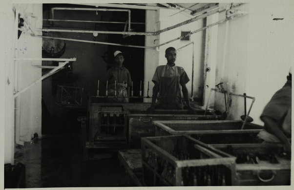 Asmara. Centrale del latte [Interno] (The Milk Plant)