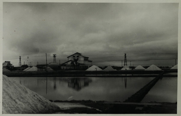 Massaua. Vedute delle saline (Views of the saltworks)