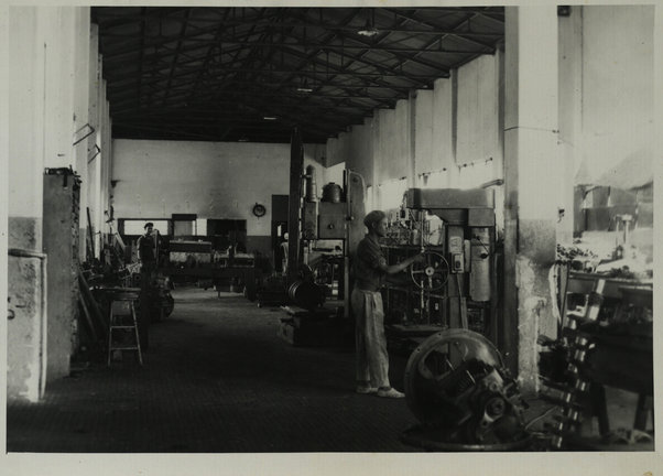 Asmara. Officina Lancia (The Lancia workshop)