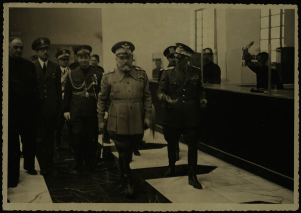 Visita al nuovo palazzo delle R. Poste. 8 febbraio 1940