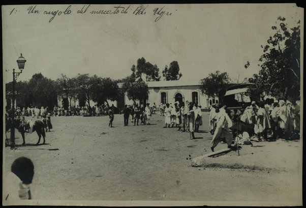 Baratti, Asmara, Un angolo del mercato, [anni 1920?]