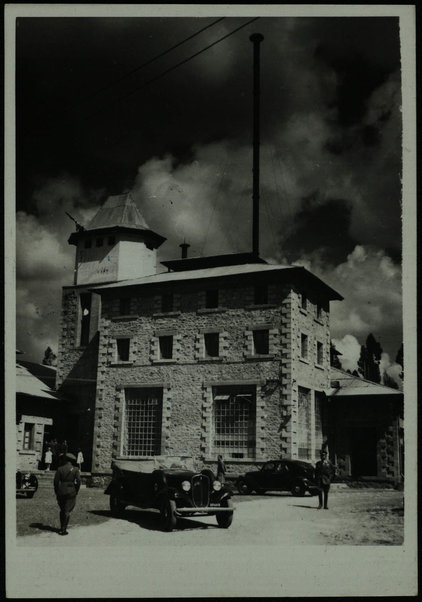 Addis Abeba. Birreria "S. Giorgio". Stabilimento per la produzione di birra orientata decisamente verso l'utilizzazione delle materie prime locali, producendo il malto con l'orzo abissino. Esterno degli stabilimenti. 23/2/1940