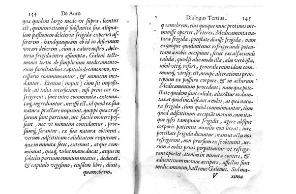 De auro dialogi tres. In quibus non solum de auri in re medica facultate, verum etiam de specifica eius, & caeterarum rerum forma, ac duplici potestate, qua mixtis in omnibus illa operatur, copiosè disputatur. Abrahamo è Porta Leonis ... auctore. ...