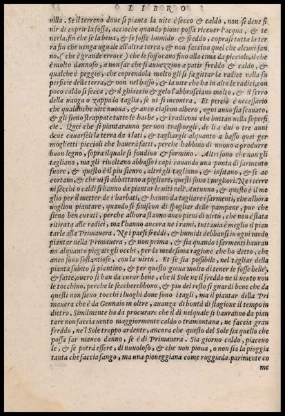 Agricoltura tratta da diuersi antichi et moderni scrittori dal sig. Gabriello Alfonso d'Herrera et tradotta di lingua spagnuola in volgare italiano da Mambrino Roseo da Fabriano. Nella quale si contengono le regole, i modi, & l'usanze che si osseruano nell'arare la terra, piantar le uigne & gli alberi, gouernare i bestiami, & fare ottimamente cioche all'agricoltura s'appartiene. Con le figure de gli alberi & delle herbe, delle quali si tratta nel libro