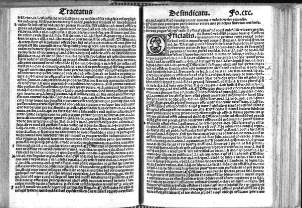 Paris de Puteo De sindicatu: Excellentissimi ac doctissimi Iuris vtriusque doctoris maximique practici domini Paridis de Pueto Neapolitani In materia sindicatus omnium officialium Tractatus vna cum apostillis domini Benedicti Vadi forosemproniensis in margine appositis: & Tabula eiusdem domini Benedicti recenter edita. Adiecta sunt etiam nonnulla summaria valde vtilia (que in alijs exemplaribus antea impressis non reperies) principales materias amplectentia.