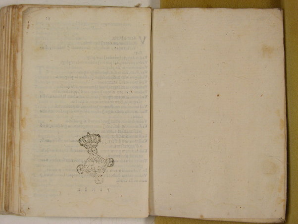 Elegantiarum compendium a Caesare Benenato multa accessione nuper et auctum, & recognitum. Aloisio Antonio Sompano Sidicino, & presbytero Sergio Sarmentio Salano authoribus. Addita est praeterea forensium verborum, & loquendi generum interpretatio ab eodem Caesare Benenato concinnata