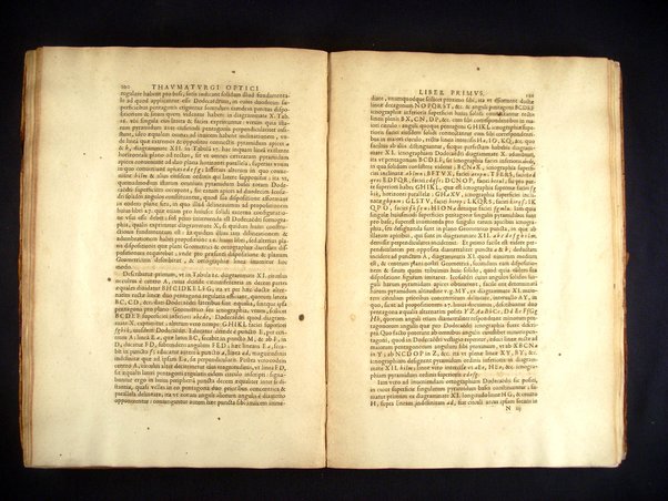 R. P. Ioannis Francisci Niceronis ... Thaumaturgus opticus, seu Admiranda Optices, per radium directum: Catoptrices, per reflexum è politis corporibus, planis, cylindricis, conicis, polyedris, polygonis & aliis: Dioptrices, per refractum in diaphanis. ... Ad eminmum cardinalem Mazarinum