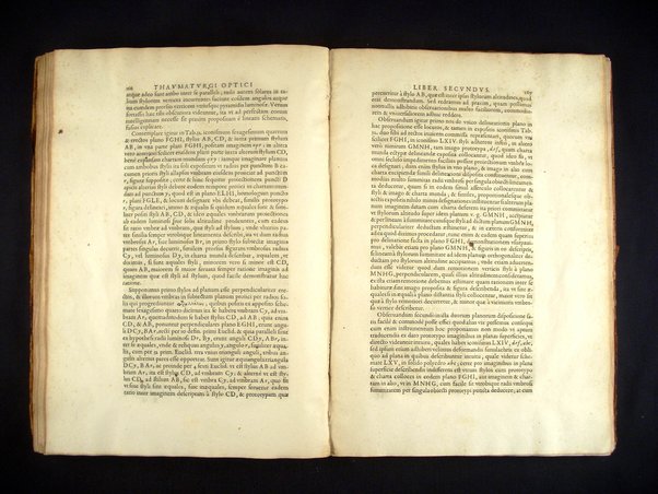 R. P. Ioannis Francisci Niceronis ... Thaumaturgus opticus, seu Admiranda Optices, per radium directum: Catoptrices, per reflexum è politis corporibus, planis, cylindricis, conicis, polyedris, polygonis & aliis: Dioptrices, per refractum in diaphanis. ... Ad eminmum cardinalem Mazarinum