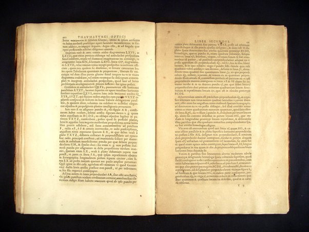 R. P. Ioannis Francisci Niceronis ... Thaumaturgus opticus, seu Admiranda Optices, per radium directum: Catoptrices, per reflexum è politis corporibus, planis, cylindricis, conicis, polyedris, polygonis & aliis: Dioptrices, per refractum in diaphanis. ... Ad eminmum cardinalem Mazarinum