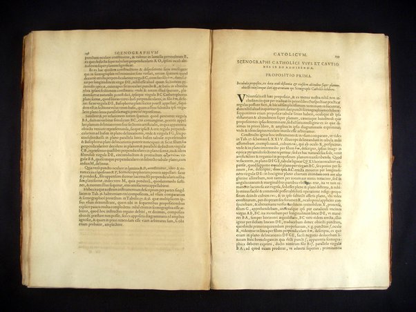 R. P. Ioannis Francisci Niceronis ... Thaumaturgus opticus, seu Admiranda Optices, per radium directum: Catoptrices, per reflexum è politis corporibus, planis, cylindricis, conicis, polyedris, polygonis & aliis: Dioptrices, per refractum in diaphanis. ... Ad eminmum cardinalem Mazarinum