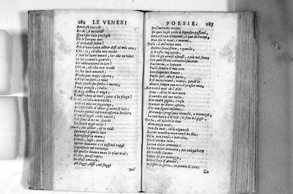 Le Veneri poesie del Bruni all'altezza serenissima di Odoardo Farnese ... - (In Roma : appresso Giacomo Mascardi, 1633)