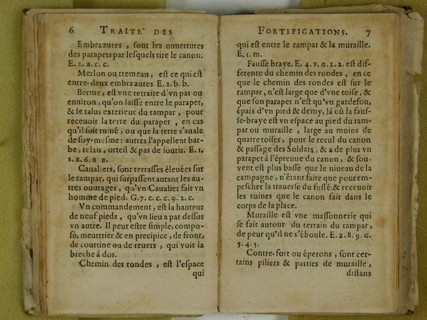 Traité des fortifications, ou Architecture militaire, tirée des place les plus estimées de ce temps, pour leurs fortifications. Diuisé en deux parties. La premiere vous met en main les plans, coupes & eleuations de quantité de placefort estimées, & tenuës pour tres-bien fortifiées. La seconde vous fournir des pratiques faciles pour en faire de semblables