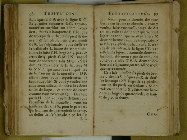 Traité des fortifications, ou Architecture militaire, tirée des place les plus estimées de ce temps, pour leurs fortifications. Diuisé en deux parties. La premiere vous met en main les plans, coupes & eleuations de quantité de placefort estimées, & tenuës pour tres-bien fortifiées. La seconde vous fournir des pratiques faciles pour en faire de semblables
