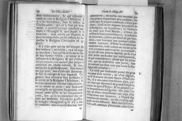 De l'incredulité, où l'on examine les motifs & les raisons génerales qui portent les incredules à rejetter la religion chrétienne. Avec deux lettres où l'on en prouve directement la verité. Par Jean Le Clerc