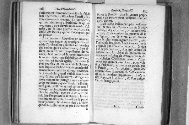 De l'incredulité, où l'on examine les motifs & les raisons génerales qui portent les incredules à rejetter la religion chrétienne. Avec deux lettres où l'on en prouve directement la verité. Par Jean Le Clerc