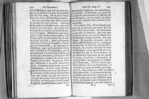 De l'incredulité, où l'on examine les motifs & les raisons génerales qui portent les incredules à rejetter la religion chrétienne. Avec deux lettres où l'on en prouve directement la verité. Par Jean Le Clerc