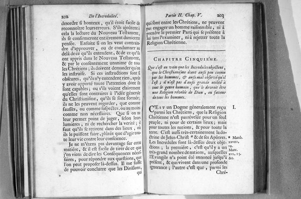 De l'incredulité, où l'on examine les motifs & les raisons génerales qui portent les incredules à rejetter la religion chrétienne. Avec deux lettres où l'on en prouve directement la verité. Par Jean Le Clerc