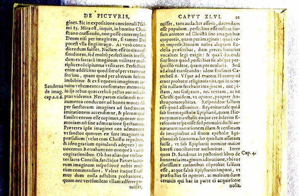 De picturis et imaginibus sacris, liber vnus: tractans de vitandis circa eas abusibus, & de earundem significationibus. Authore Ioanne Molano Louaniensi, ...Eiusdem Responsio quodlibetica, ad tres quaestiones ...