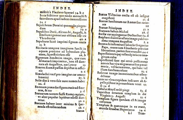 De picturis et imaginibus sacris, liber vnus: tractans de vitandis circa eas abusibus, & de earundem significationibus. Authore Ioanne Molano Louaniensi, ...Eiusdem Responsio quodlibetica, ad tres quaestiones ...