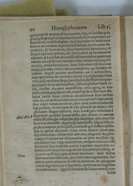 Arcana arcanissima hoc est Hieroglyphica Aegyptio-Graeca, vulgo necdum cognita, ad demonstrandam falsorum apud antiquos deorum, dearum, heroum, animantium & institutorum pro sacris receptorum, originem, ex vno Aegyptiorum artificio, quod aureum animi et corporis medicamentum peregit, deductam, vnde tot poëtarum allegoriae, scriptorum narrationes fabulosae et per totam Encyclopaediam errores sparsi clarissima veritatis luce manifestantur, suaeque tribui singula restituuntur, sex libris exposita authore Michaele Maiero ...