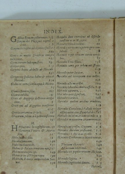 Arcana arcanissima hoc est Hieroglyphica Aegyptio-Graeca, vulgo necdum cognita, ad demonstrandam falsorum apud antiquos deorum, dearum, heroum, animantium & institutorum pro sacris receptorum, originem, ex vno Aegyptiorum artificio, quod aureum animi et corporis medicamentum peregit, deductam, vnde tot poëtarum allegoriae, scriptorum narrationes fabulosae et per totam Encyclopaediam errores sparsi clarissima veritatis luce manifestantur, suaeque tribui singula restituuntur, sex libris exposita authore Michaele Maiero ...