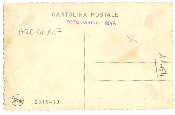 Cartolina postale illustrata con fotografia di Gabriele D'Annunzio e barche a vela