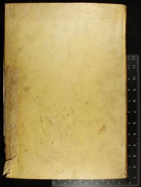 Arbaʻah ṿe-ʻeśrim : Ḥumash ʻim Targum Onḳelos ṿe-ʻim Perush Rashi, Neviʼim rishonim ṿe-Neviʼim aḥaronim ʻim Targum Yonatan ben ʻUziʼel ṿe-ʻim perush R. Daṿid Kimḥi, Tehilim ʻim Targum Rabi Yosef ṿe-ʻim perush Radaḳ, Mishle ʻim Targum Rabi Yosef ṿe-ʻim Perush Ḳav ṿe-naḳi, Iyov ịm Targum Rabi Yosef ṿe-ʻim perush ha-Ramban ṿe-Rabi Avraham Paritsol, Ḥamesh megilot ịm Targum Rabi Yosef ṿe-ʻim Perush Rashi, Daniʼel ʻim perush Rabi Leṿi ben Gershom, ʻEzra ʻim Perush Rashi ṿe-Shimʻoni, Divre ha-yamim ʻim Perush Rashi ṿe-Shimʻoni, Targum Yerushalmi ʻal ha-Ḥumash ṿe-targum aḥer ʻal Megilat Ester ṿe-Shaʻare ha-ṭeʻamim ṿeha-hafrashot she-ben Ben Asher u-Ven Naftali ʿal ha-Torah ʿim sheʼar devarim yafim.