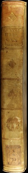 Arbaʻah ṿe-ʻeśrim : Ḥumash ʻim Targum Onḳelos ṿe-ʻim Perush Rashi, Neviʼim rishonim ṿe-Neviʼim aḥaronim ʻim Targum Yonatan ben ʻUziʼel ṿe-ʻim perush R. Daṿid Kimḥi, Tehilim ʻim Targum Rabi Yosef ṿe-ʻim perush Radaḳ, Mishle ʻim Targum Rabi Yosef ṿe-ʻim Perush Ḳav ṿe-naḳi, Iyov ịm Targum Rabi Yosef ṿe-ʻim perush ha-Ramban ṿe-Rabi Avraham Paritsol, Ḥamesh megilot ịm Targum Rabi Yosef ṿe-ʻim Perush Rashi, Daniʼel ʻim perush Rabi Leṿi ben Gershom, ʻEzra ʻim Perush Rashi ṿe-Shimʻoni, Divre ha-yamim ʻim Perush Rashi ṿe-Shimʻoni, Targum Yerushalmi ʻal ha-Ḥumash ṿe-targum aḥer ʻal Megilat Ester ṿe-Shaʻare ha-ṭeʻamim ṿeha-hafrashot she-ben Ben Asher u-Ven Naftali ʿal ha-Torah ʿim sheʼar devarim yafim.